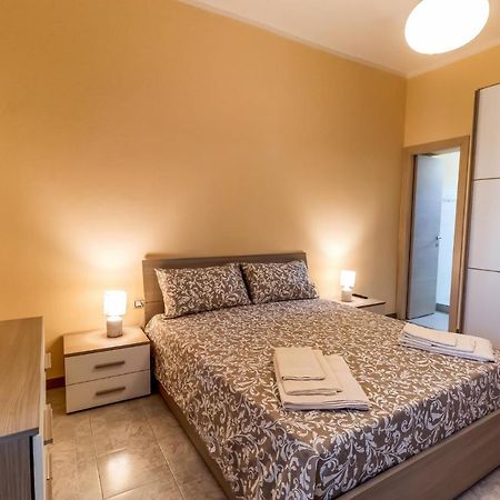 Il Giardino Degli Ulivi Bed & Breakfast Santa Maria Coghinas Bagian luar foto