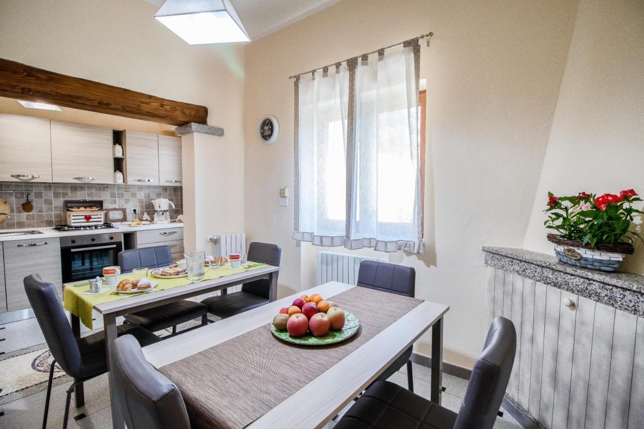 Il Giardino Degli Ulivi Bed & Breakfast Santa Maria Coghinas Bagian luar foto